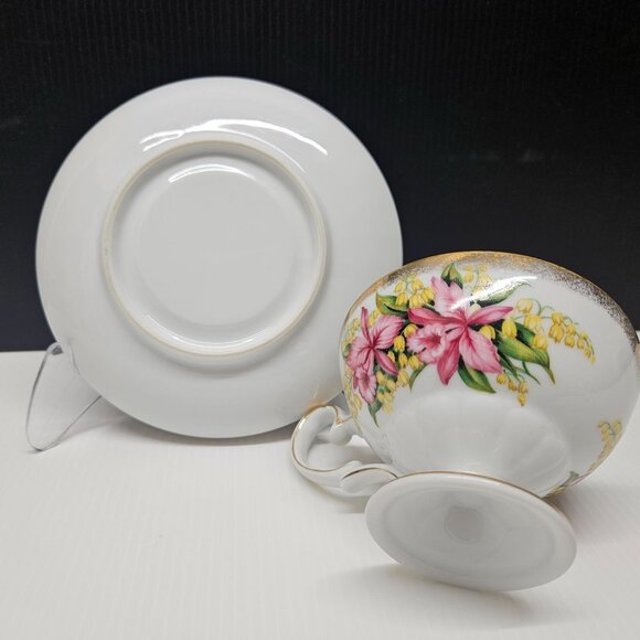 Shafford Bone China Pink Orchids Footed Teacup and Saucer With Gold Trim japan - Picture 8 of 8